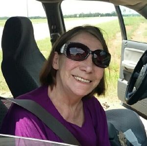 Meet your Posher, Stacy