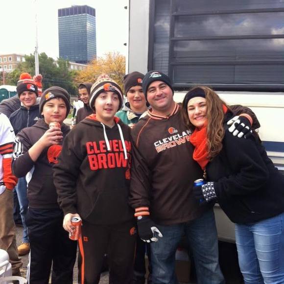 Meet your Posher, Dominic