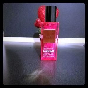 New VS Crush Fragrance Mist