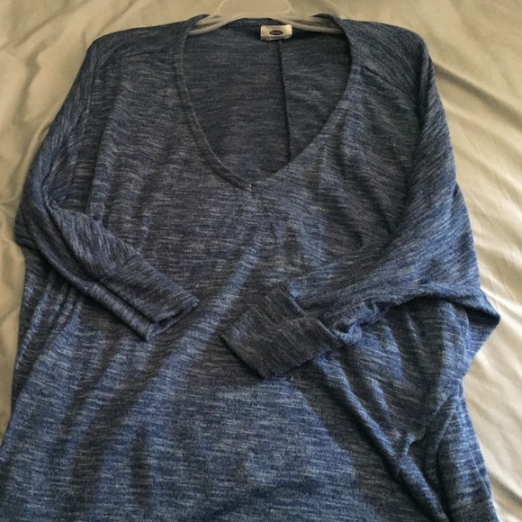 💕Blue v neck 3/4 sleeve sweater💕