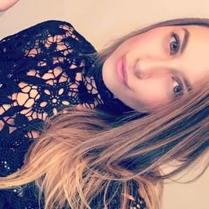 Meet your Posher, Manuela