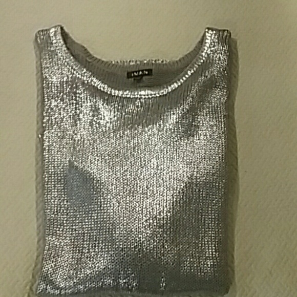 🚫SOLD 🚫NEW  IMAN Sweater