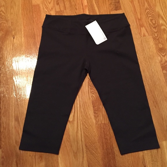 Fabletics Capri
