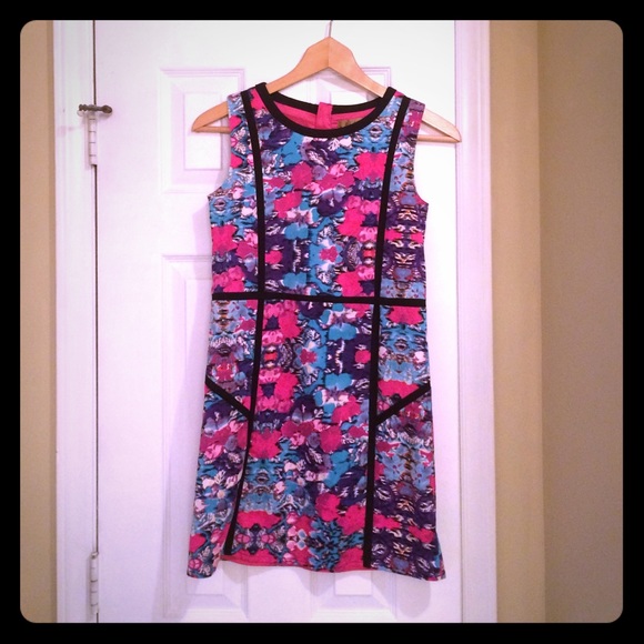 Nicole Miller ~ Girls XL-12/14 ~ SO Versatile!