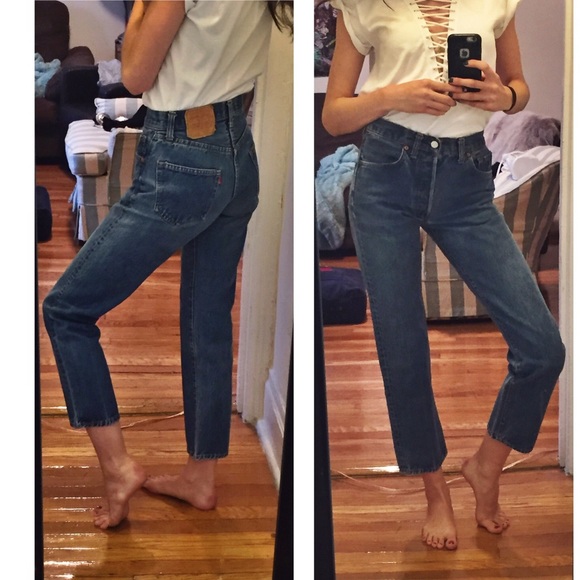 🚫SOLD🚫🍍Vintage 501 Medium Wash Levi's 25🍍 - Picture 3 of 3