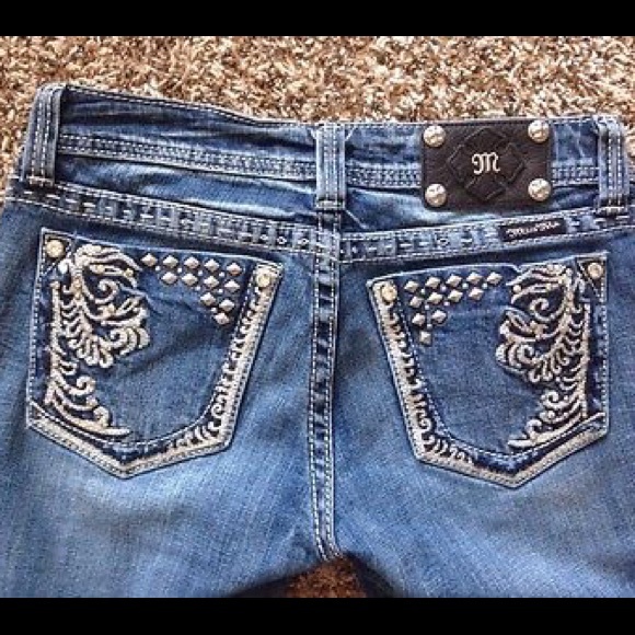 🎀Rare & Beautiful Bootcut Miss Me Jeans 🎀