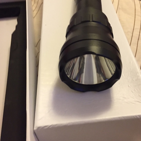 Huge combat flash light