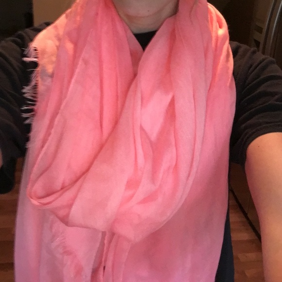 Vibrant pink Scarf