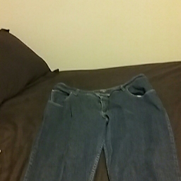Jeans - Picture 3 of 4