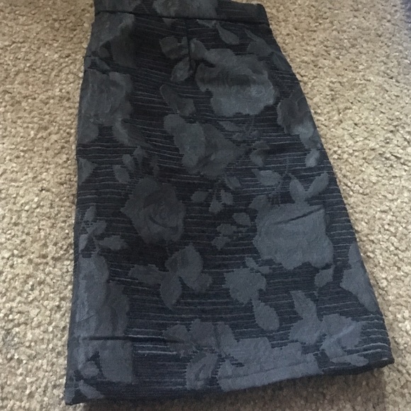 🌸NWT Black skirt - Picture 4 of 4