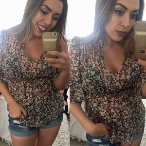 Tops - Flowered top. Tops - Flowered top.