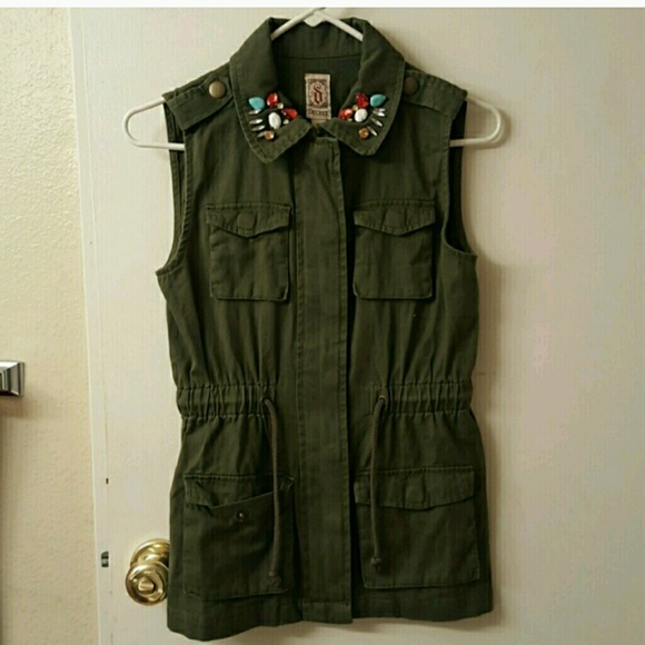 Army green utility vest