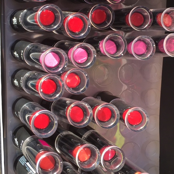 5 pc Matte lipstick 💄 - Picture 2 of 2