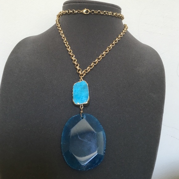 Gold & Turquoise & Blue Stone Pendant Necklace. - Picture 3 of 4
