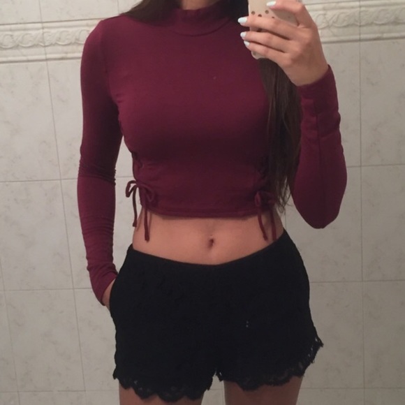 Burgundy turtle neck long sleeve crop lace up