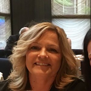 Meet your Posher, Tina