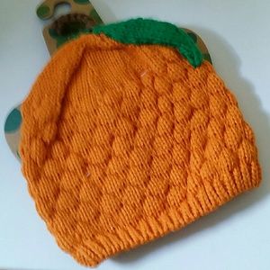 Knitted pumpkin hat