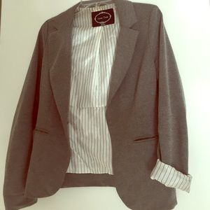 Gray blazer