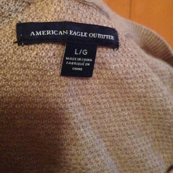 American Eagle sweater