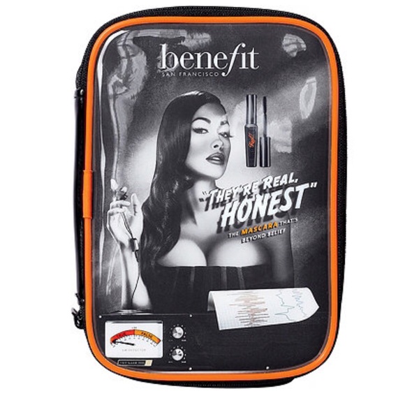 ‼️SOLD‼️⭐️BENEFIT ❤️B U N D L E❤️COSMETICS + BAG⭐️ - Picture 3 of 8