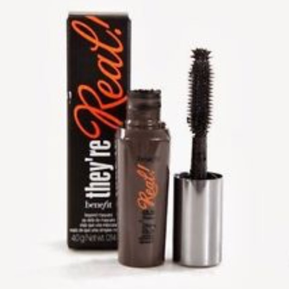 ‼️SOLD‼️⭐️BENEFIT ❤️B U N D L E❤️COSMETICS + BAG⭐️ - Picture 5 of 8