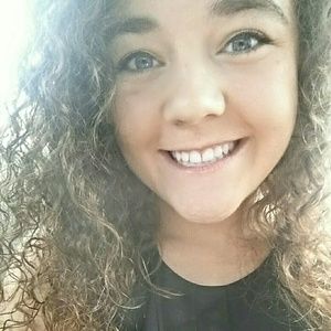 Meet your Posher, Kylee