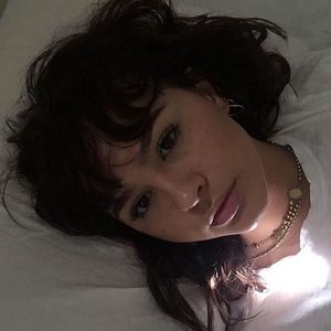 Meet your Posher, Ember