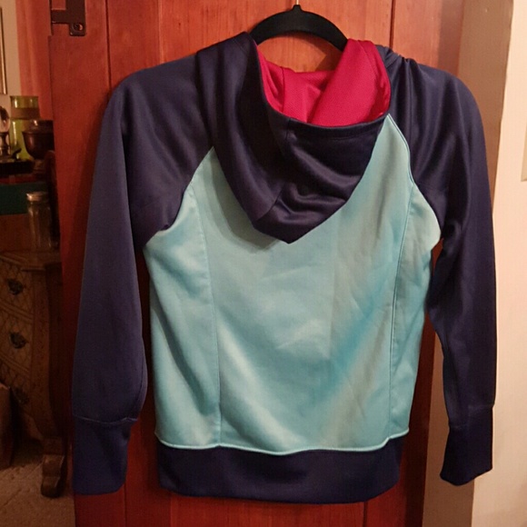 Nike hoodie euc - Picture 3 of 4