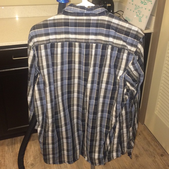Button down shirt - Picture 2 of 2
