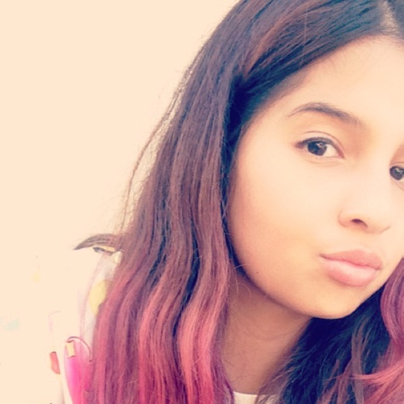 Meet your Posher, Brenda - Picture 1 of 1