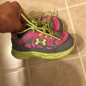 UA girls toddler tennis shoes