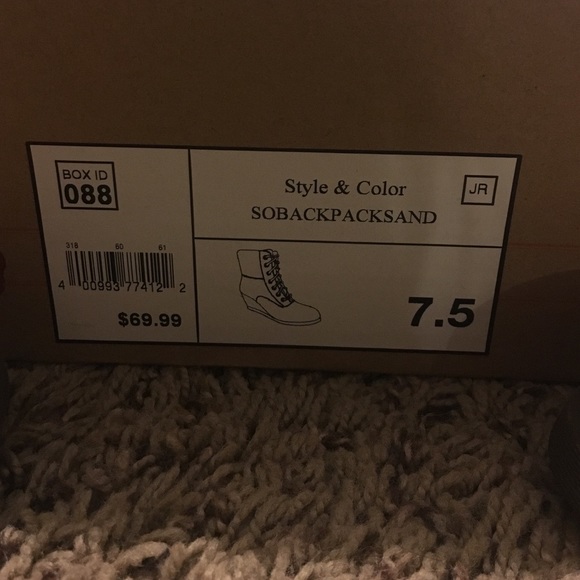 Dress boots! - Picture 3 of 3