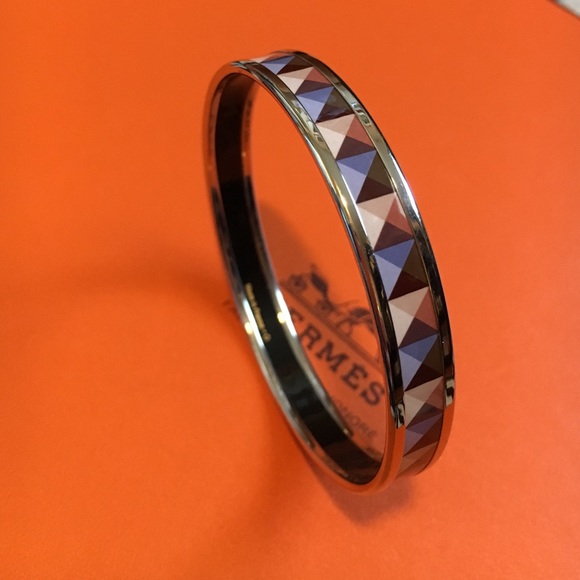 SOLD!! AUTHENTIC Hermes Printed Bracelet 2012 - Picture 2 of 4