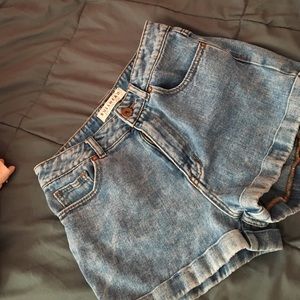 pacsun high wasted shorts!