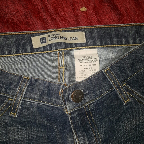 Jeans - Picture 2 of 3