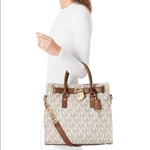 Trade bundle 3 items