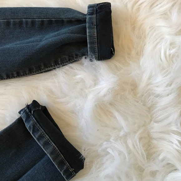 Blue jeans - Picture 2 of 2