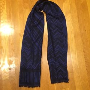 (UNISEX) Missoni Navy Scarf With Black Designs