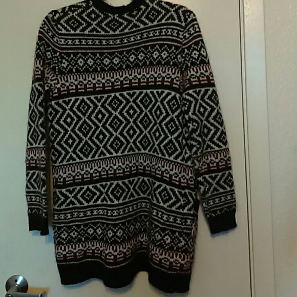Forever 21 Sweater size Small - Picture 2 of 3