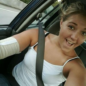 Meet your Posher, Esther