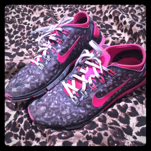 Nike Shoes - 🔮🅞🅝🅔  🅓🅐🅨  🅢🅐🅛🅔  🅞🅝🅛🅨🔮