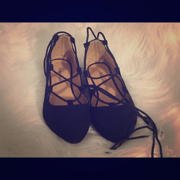 Black Ballerina criss cross flats