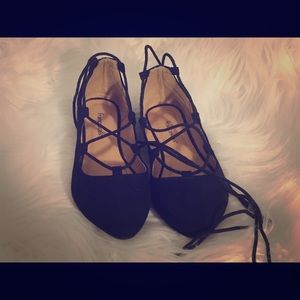 Black Ballerina criss cross flats