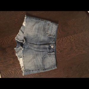 High-waisted denim cut off shorts