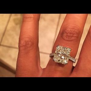 Meet your Posher, Charmaine