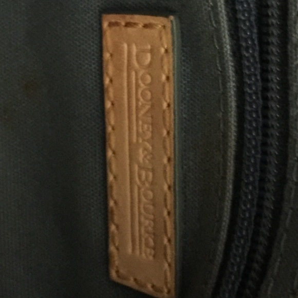 Dooney & Bourke purse - Picture 4 of 4