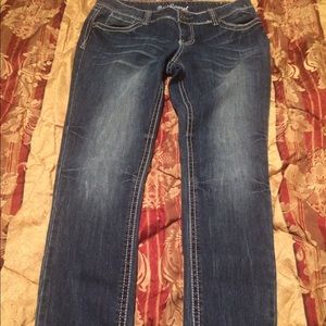 Straight leg blue jeans.