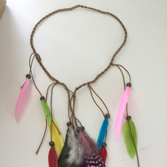 SALE Hand Knotted Colorful feathered head hand - Picture 2 of 2