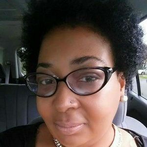 Meet your Posher, Isabelle