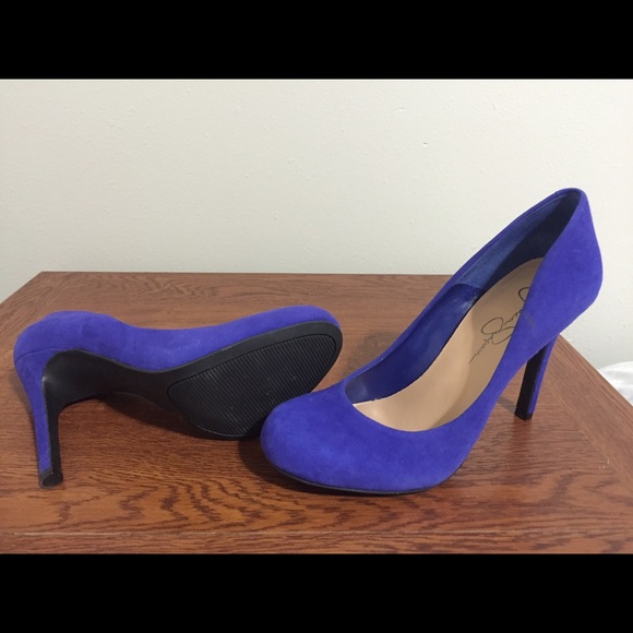 Jessica Simpson blue sued pumps